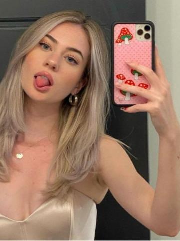 Полина